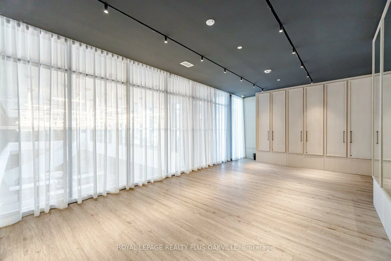 3079, Trafalgar, 1010 - JM Joshua Meadows, Oakville