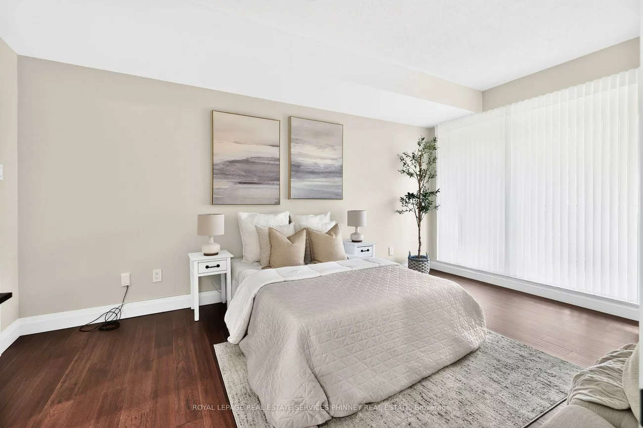 2511, Lakeshore, 1001 - BR Bronte, Oakville