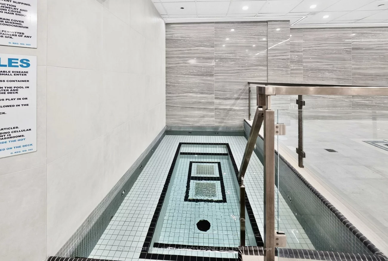 2511, Lakeshore, 1001 - BR Bronte, Oakville