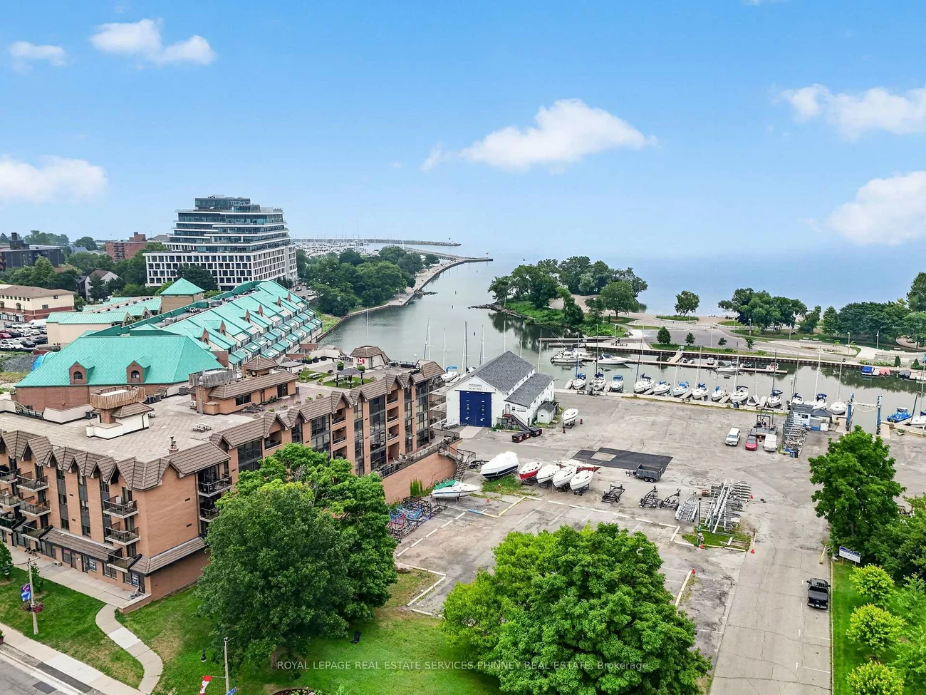 2511, Lakeshore, 1001 - BR Bronte, Oakville