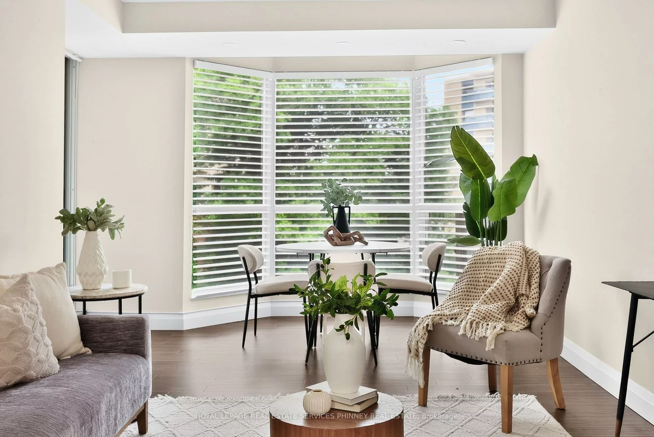 2511, Lakeshore, 1001 - BR Bronte, Oakville