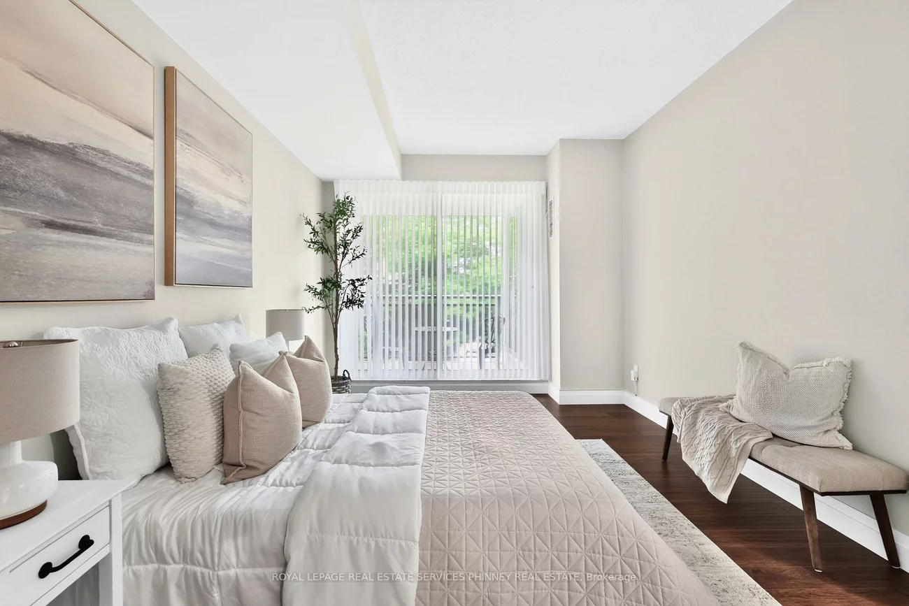 2511, Lakeshore, 1001 - BR Bronte, Oakville