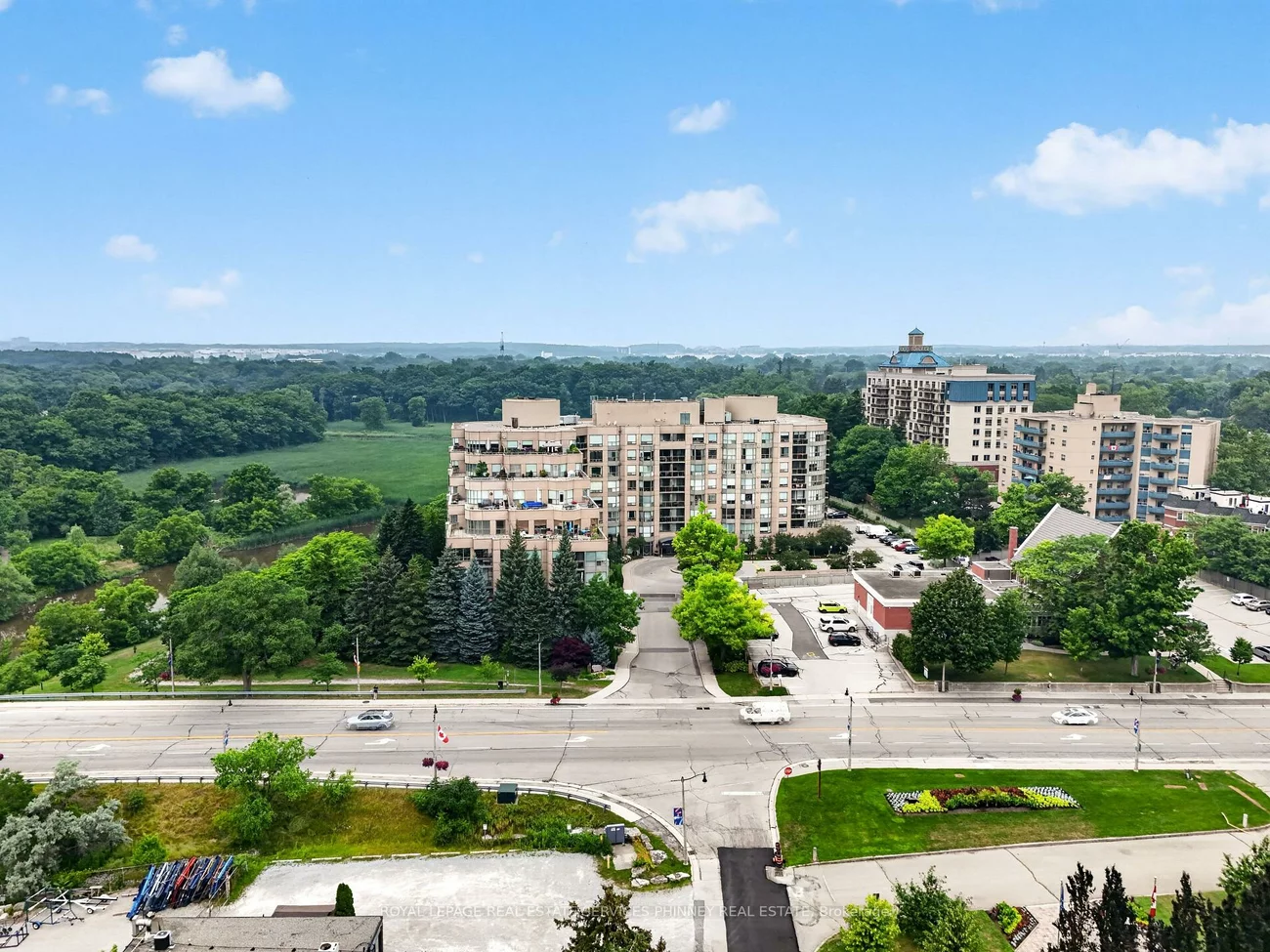 2511, Lakeshore, 1001 - BR Bronte, Oakville