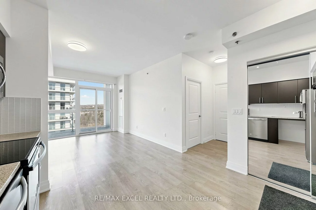 55, Speers, 1002 - CO Central, Oakville