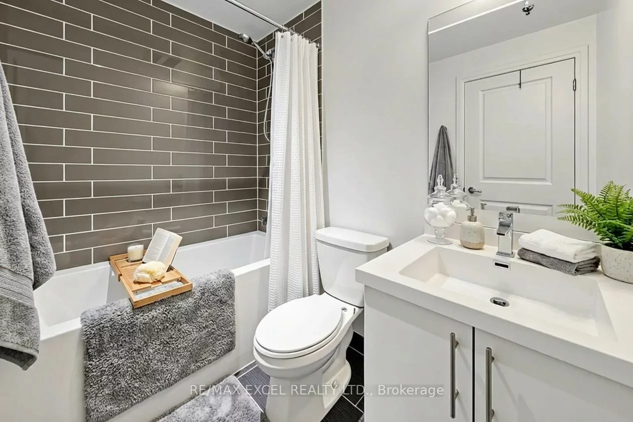 55, Speers, 1002 - CO Central, Oakville