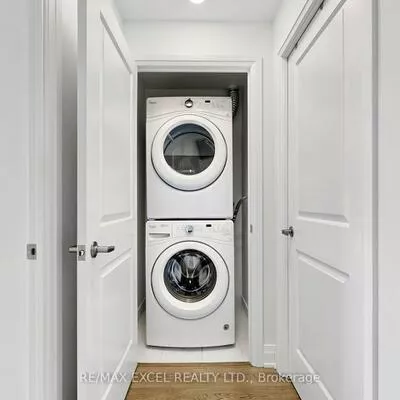 55, Speers, 1002 - CO Central, Oakville