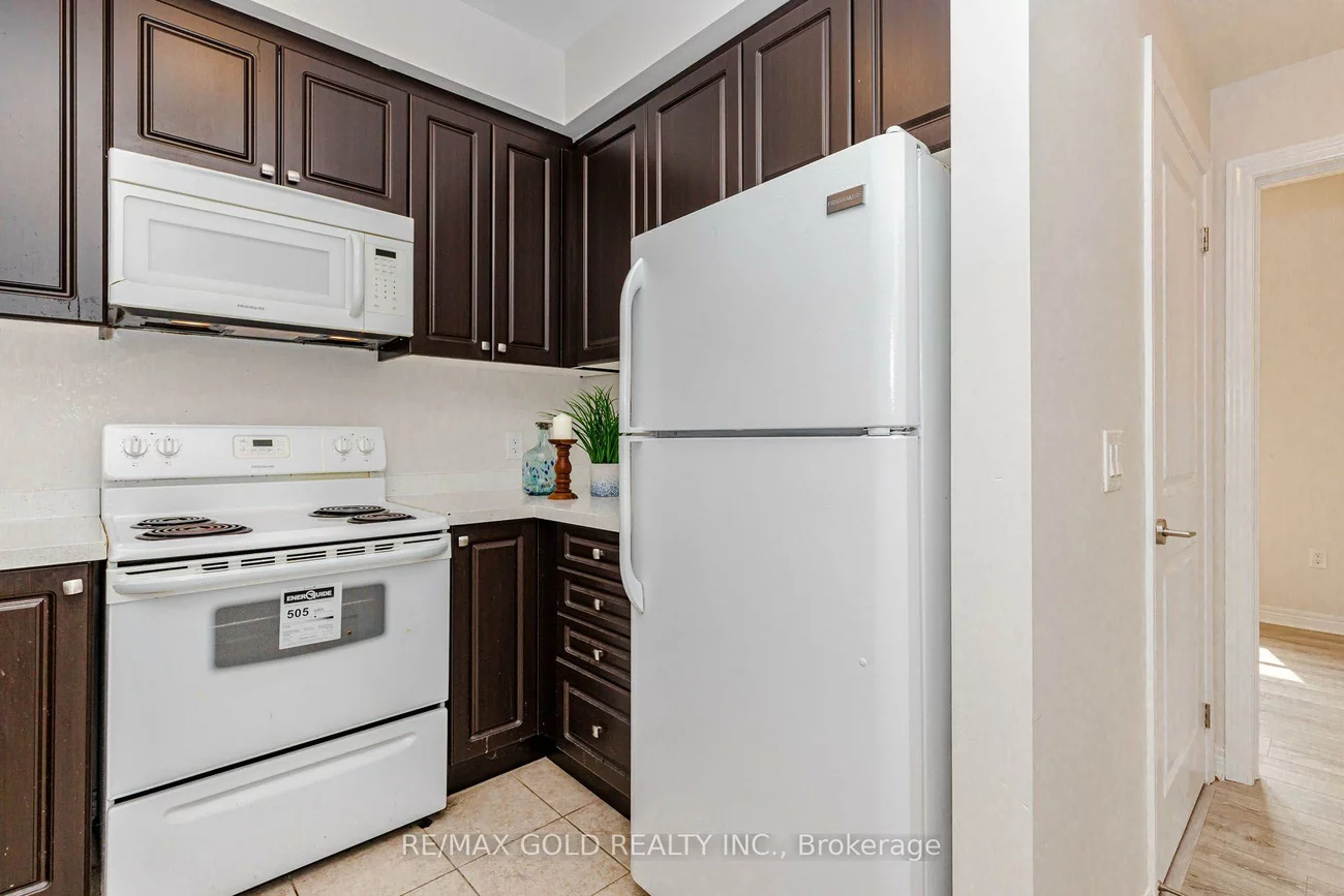 276, Gatwick, 1015 - RO River Oaks, Oakville