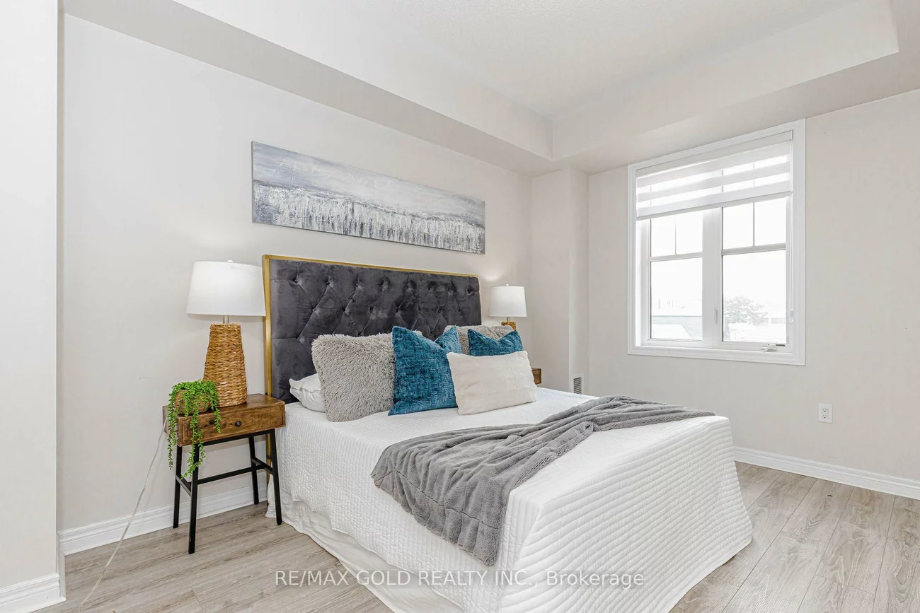 276, Gatwick, 1015 - RO River Oaks, Oakville