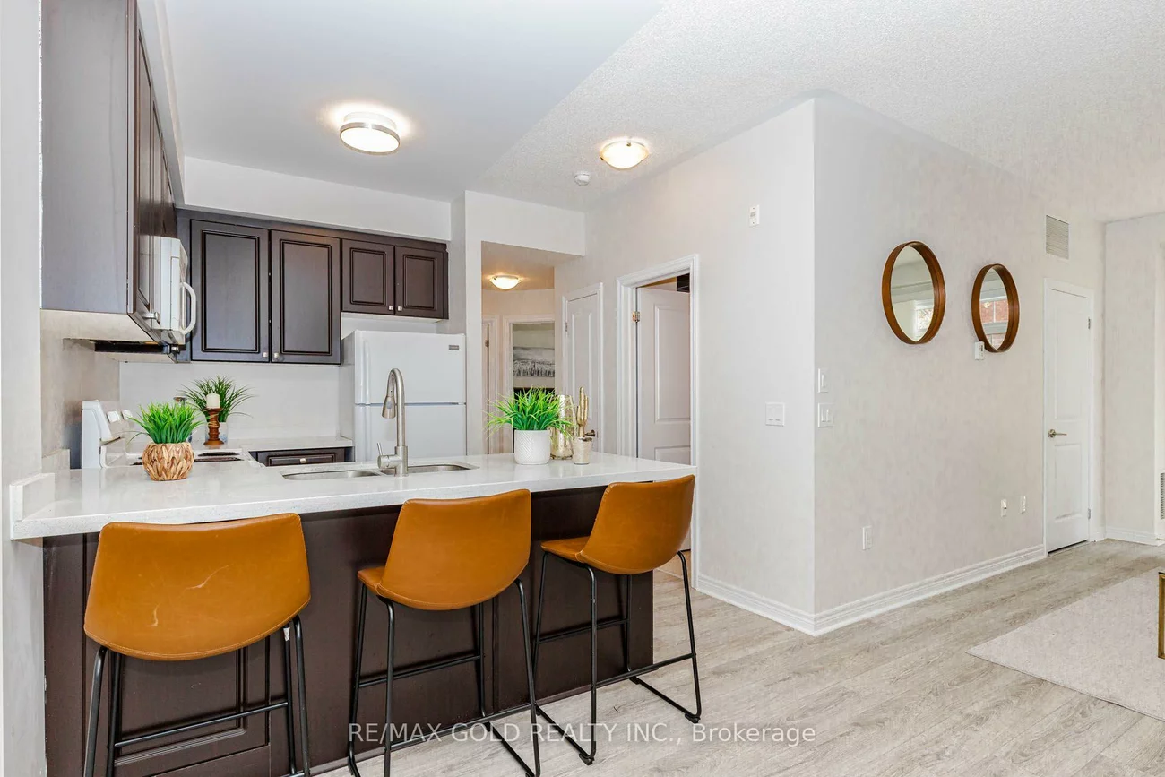 276, Gatwick, 1015 - RO River Oaks, Oakville