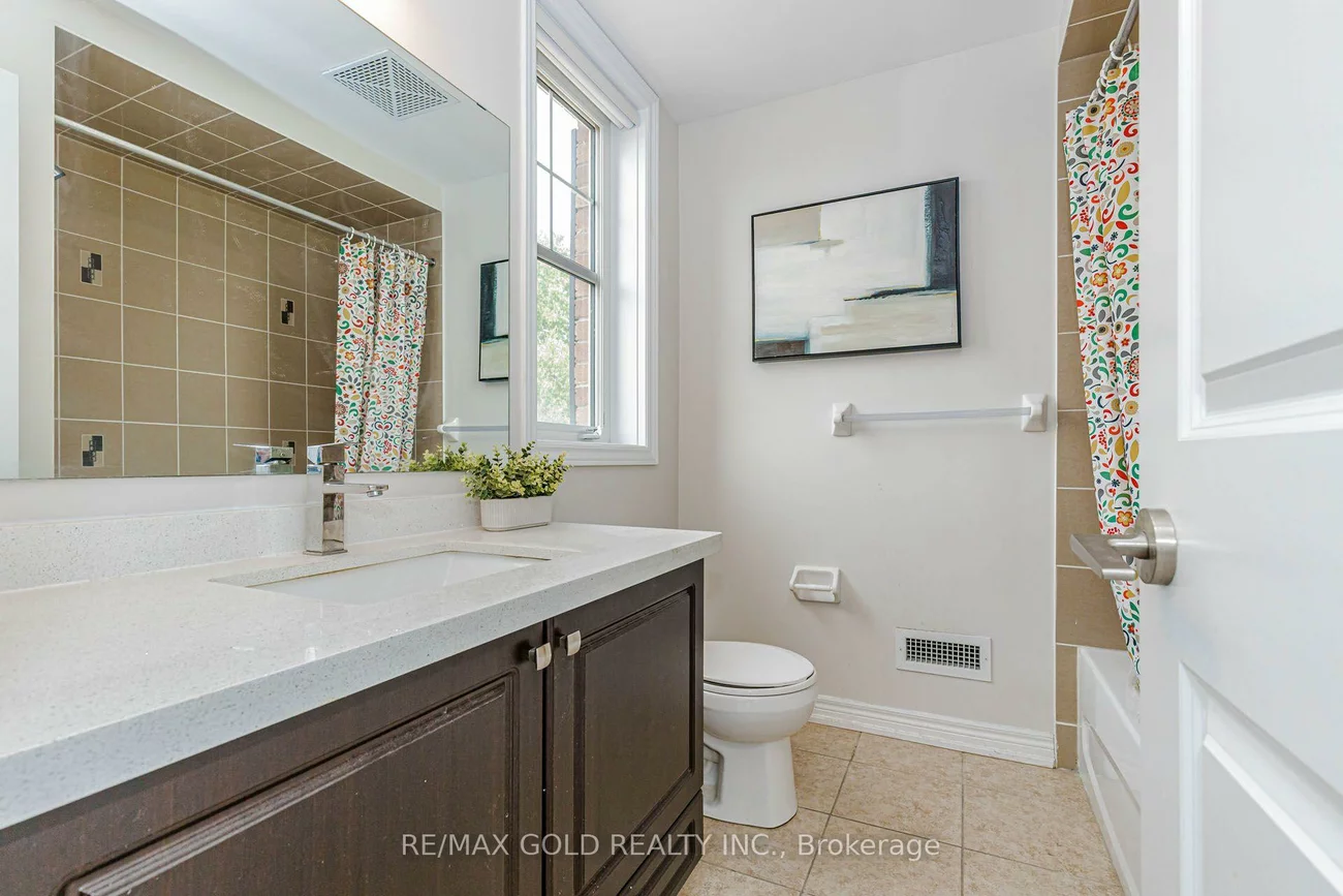 276, Gatwick, 1015 - RO River Oaks, Oakville