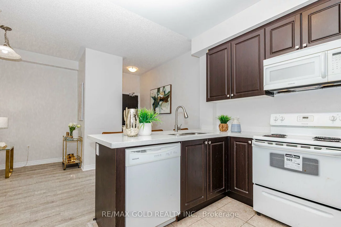 276, Gatwick, 1015 - RO River Oaks, Oakville
