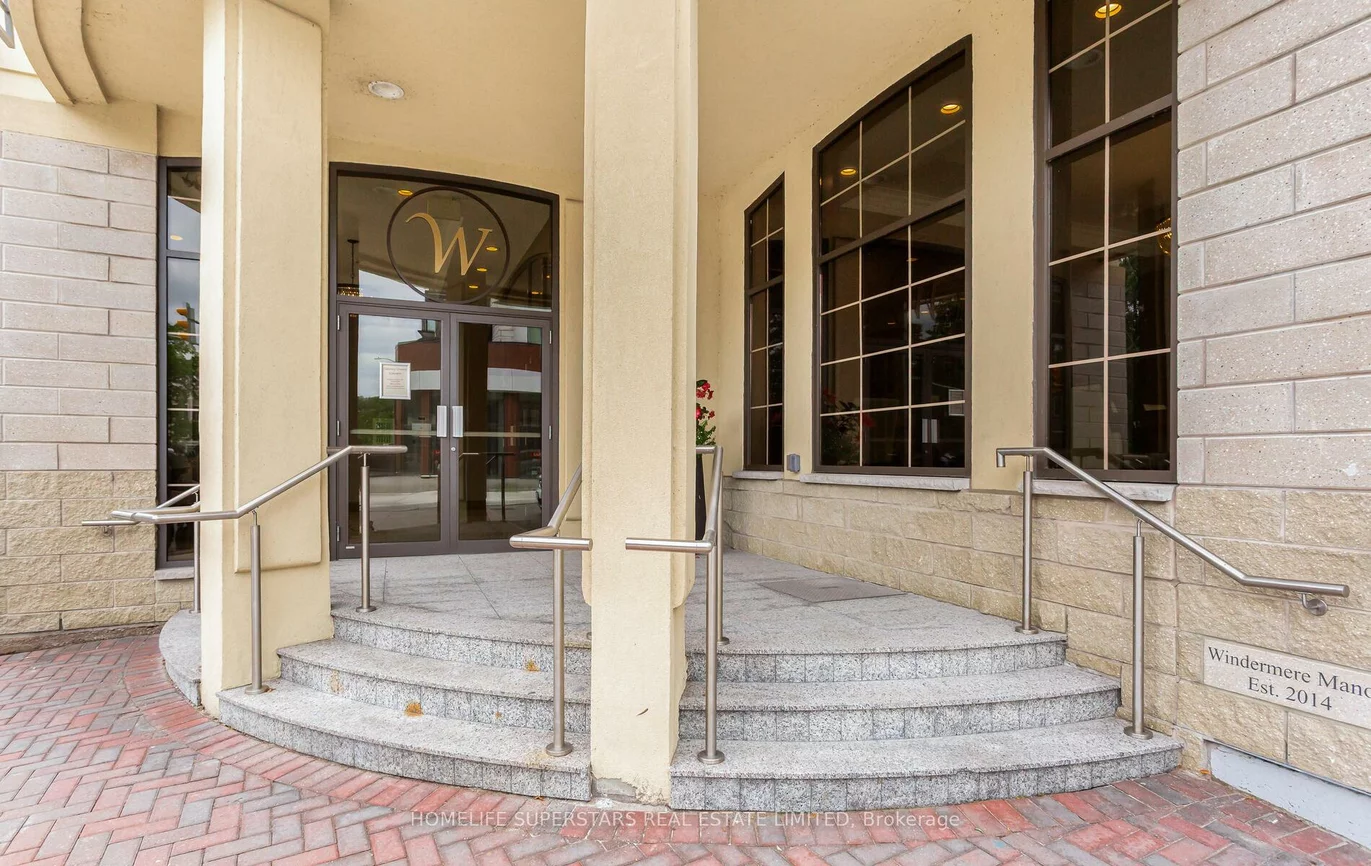 205, Lakeshore, 1002 - CO Central, Oakville