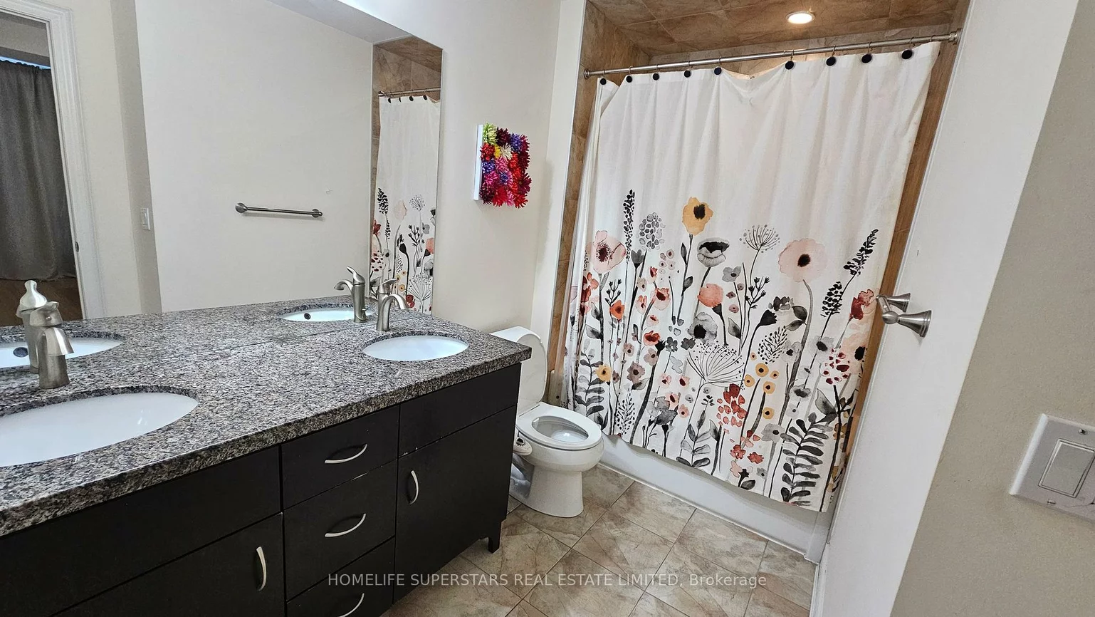 205, Lakeshore, 1002 - CO Central, Oakville