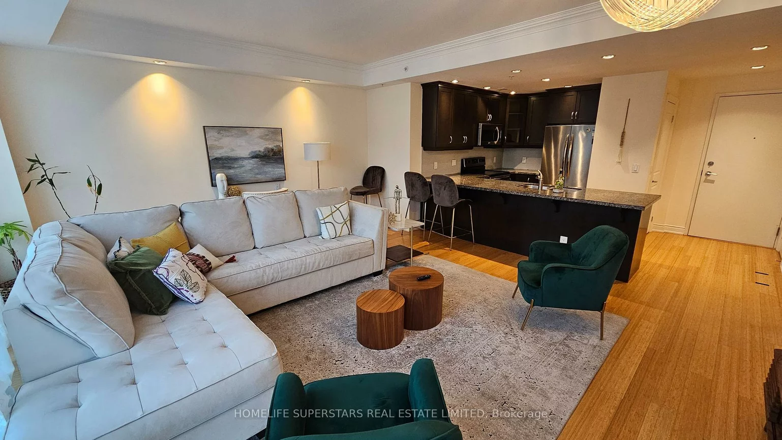 205, Lakeshore, 1002 - CO Central, Oakville