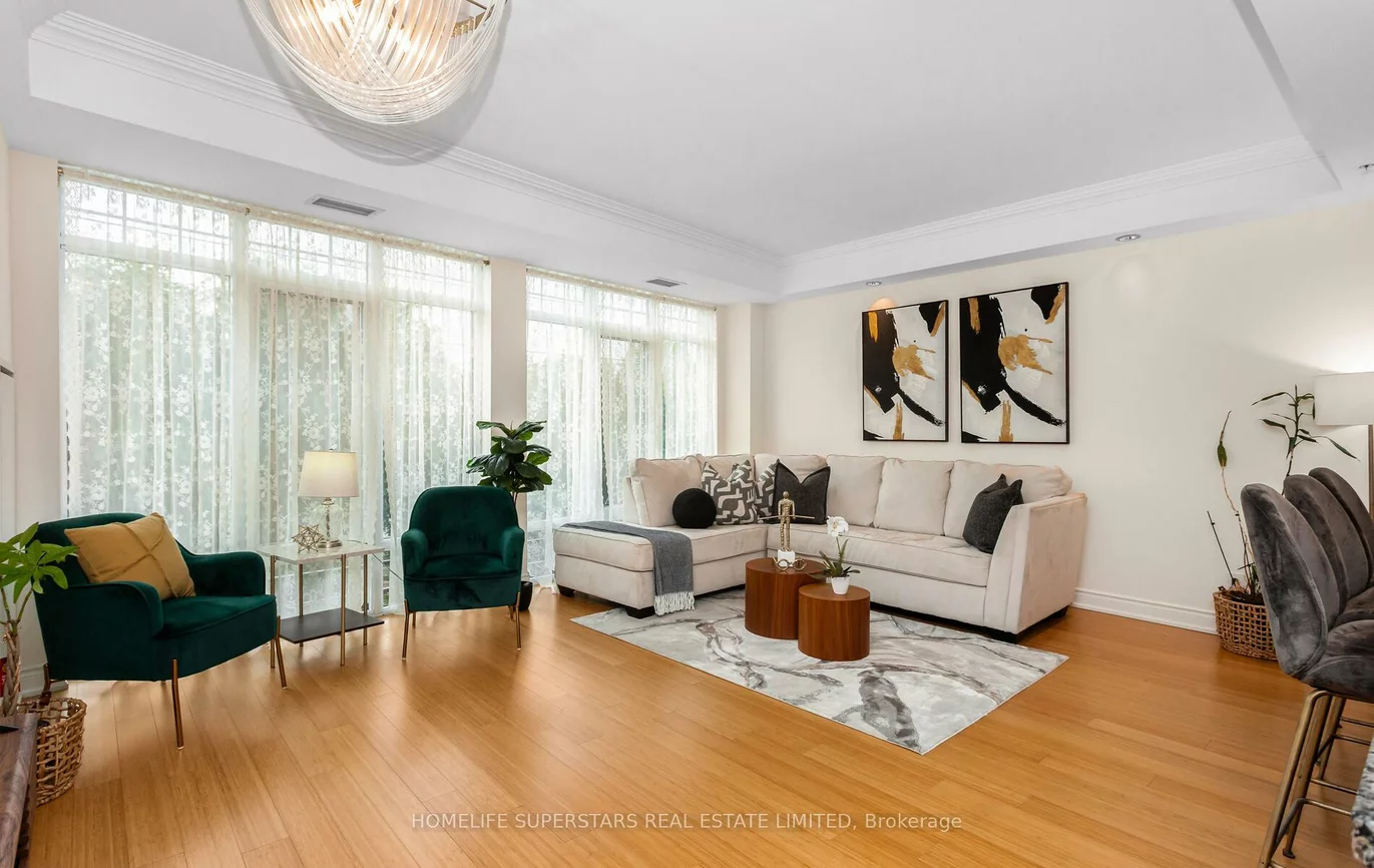 205, Lakeshore, 1002 - CO Central, Oakville
