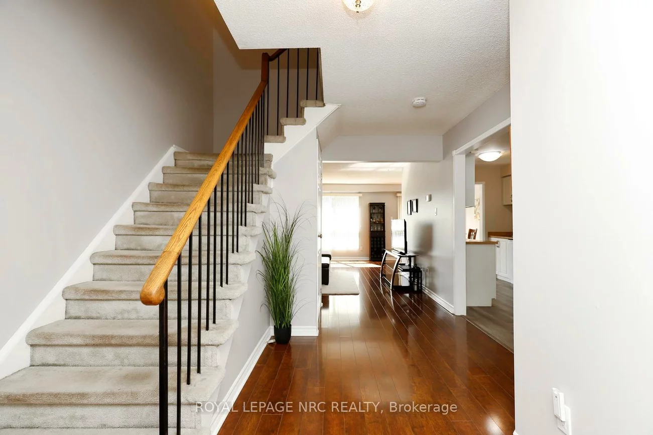 1226, Kirstie, 1003 - CP College Park, Oakville
