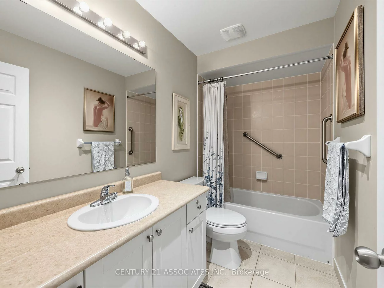 233, Duskywing, 1001 - BR Bronte, Oakville