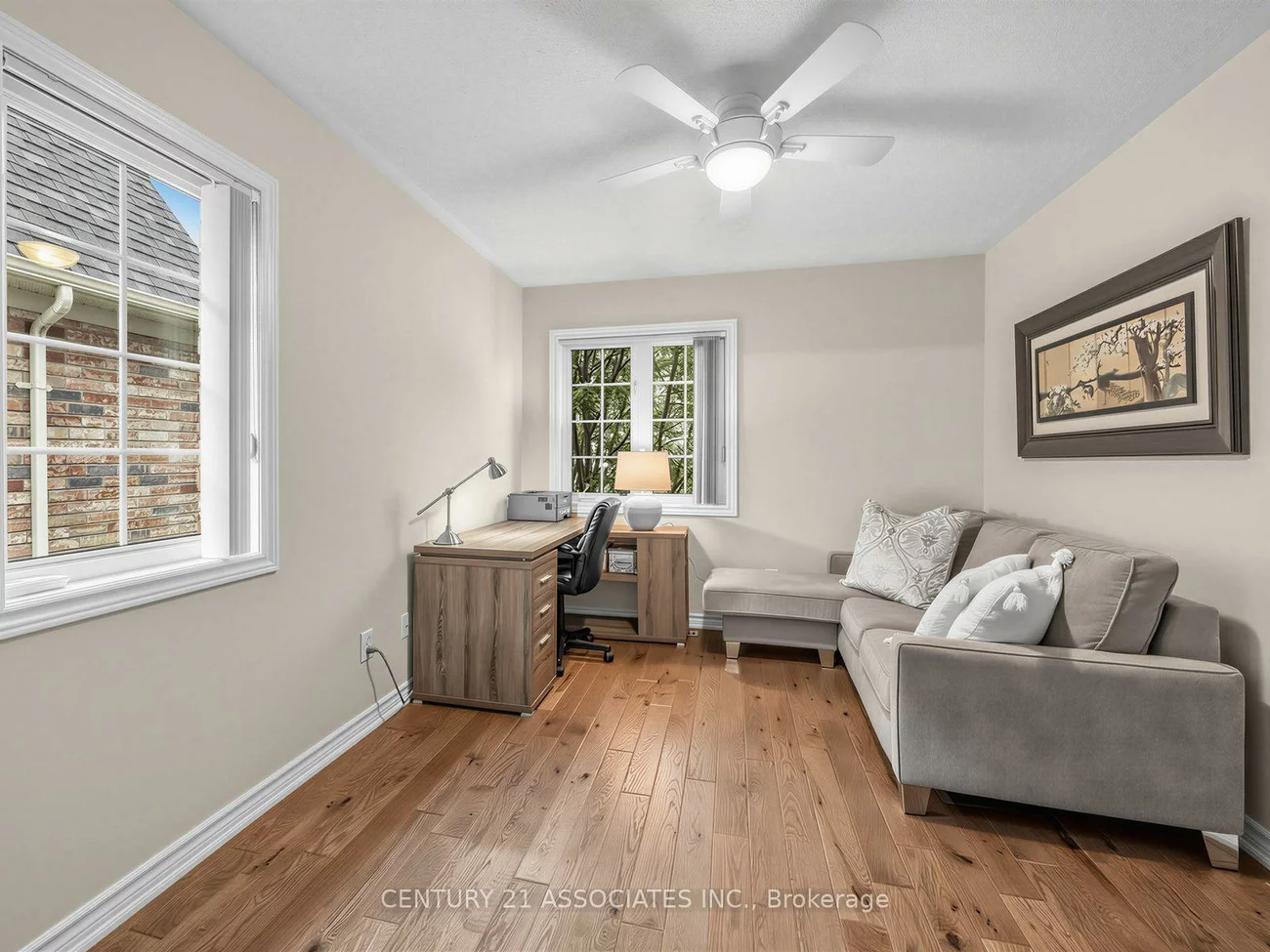 233, Duskywing, 1001 - BR Bronte, Oakville