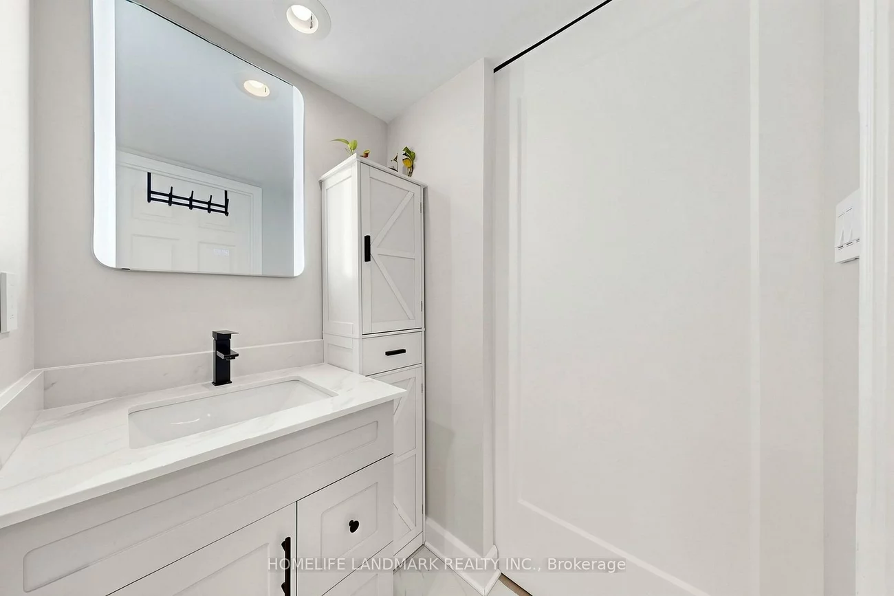 1230, Marlborough, 1003 - CP College Park, Oakville