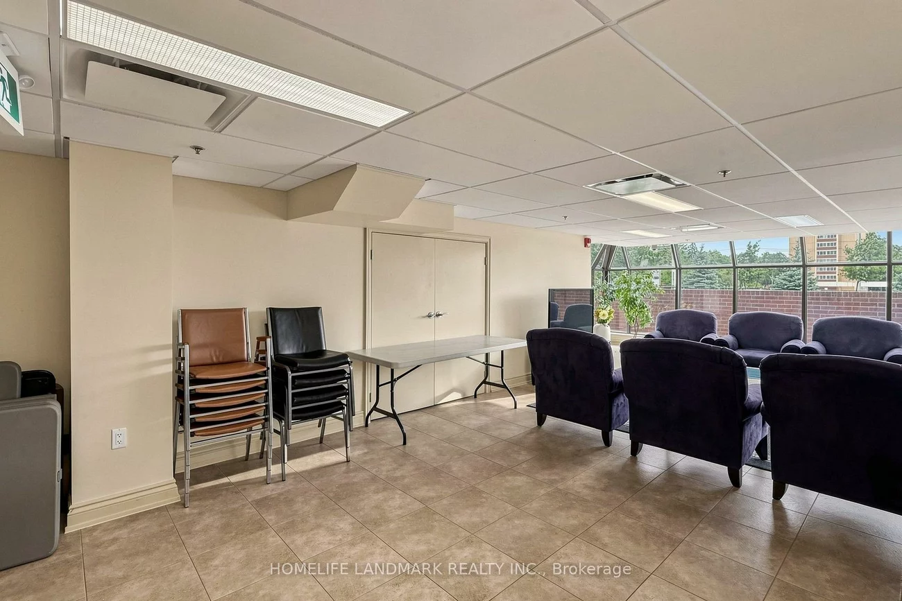 1230, Marlborough, 1003 - CP College Park, Oakville