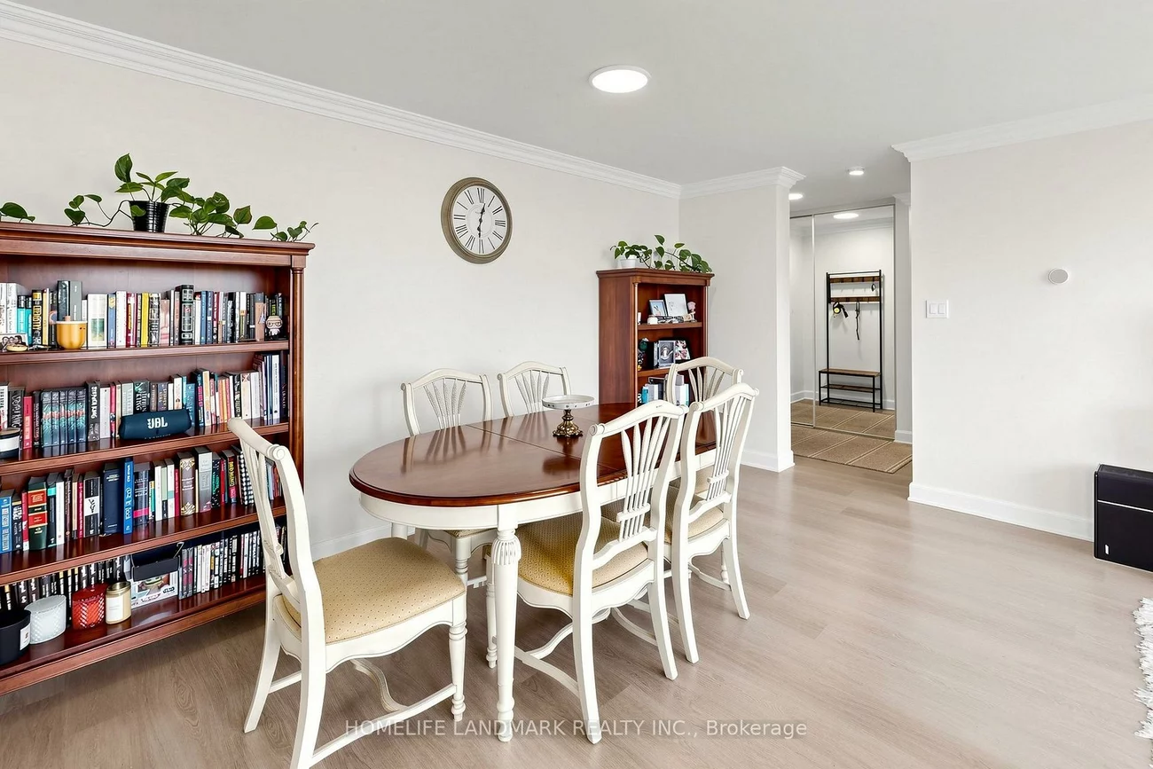 1230, Marlborough, 1003 - CP College Park, Oakville