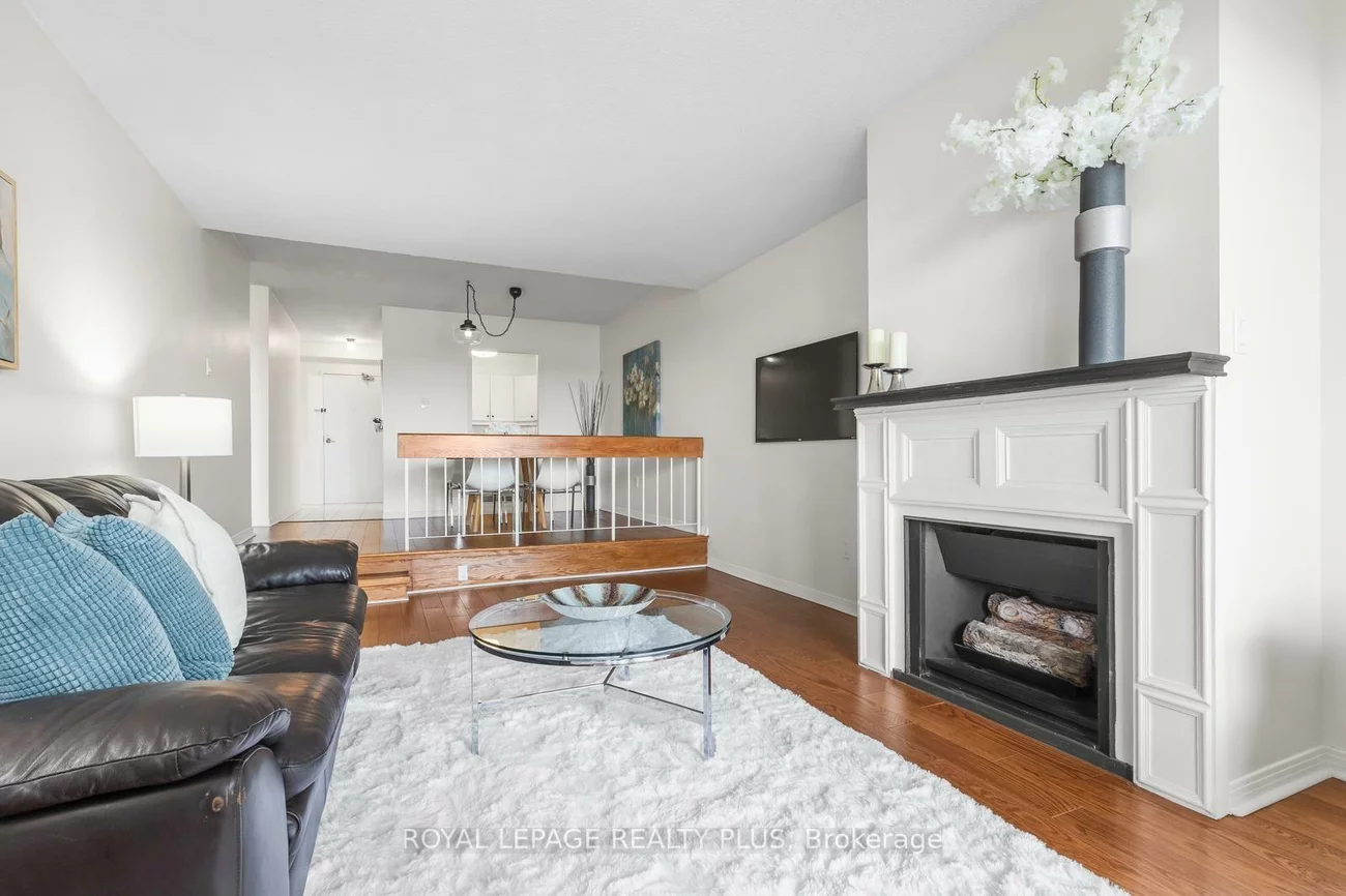 1359, White Oaks, 1005 - FA Falgarwood, Oakville