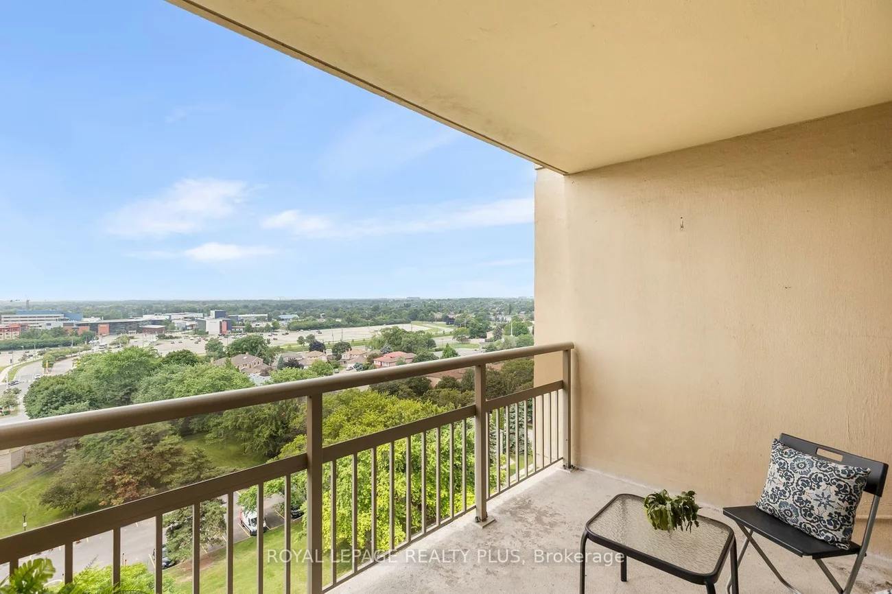 1359, White Oaks, 1005 - FA Falgarwood, Oakville