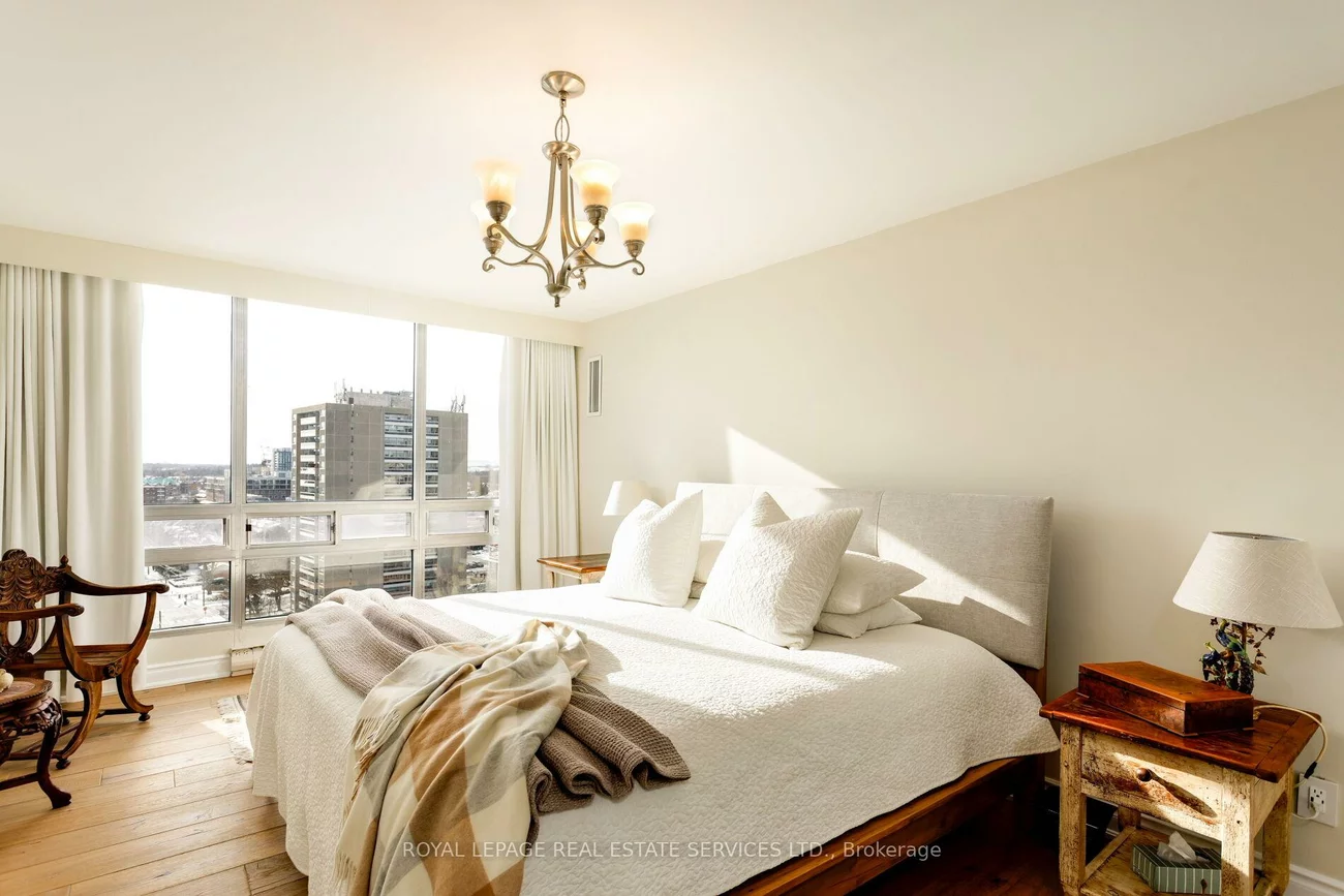 2180, Marine, 1001 - BR Bronte, Oakville