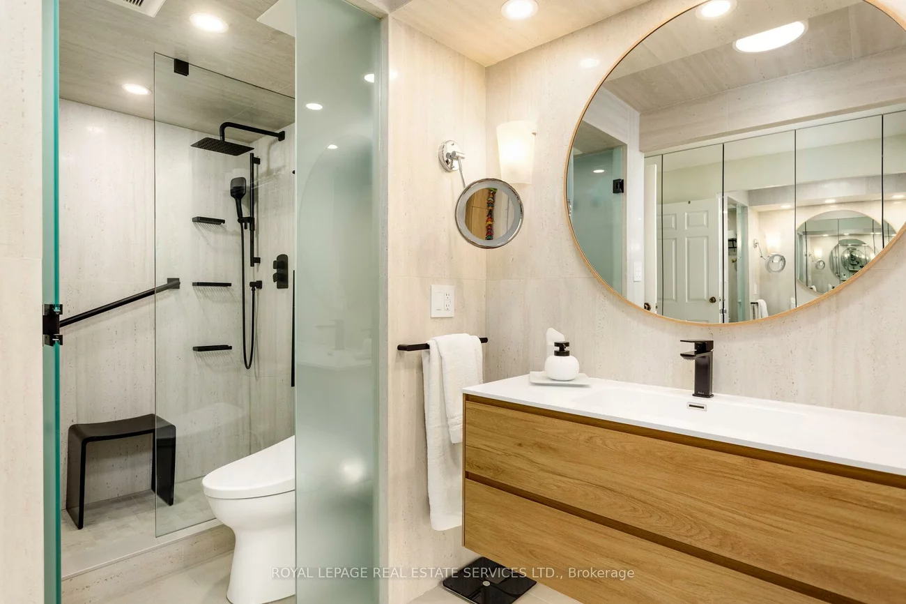 2180, Marine, 1001 - BR Bronte, Oakville