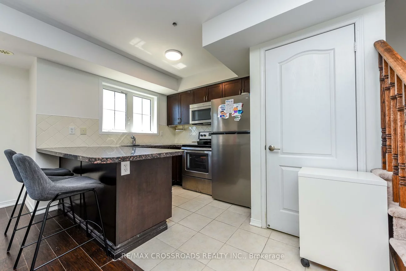 51, Hays, 1015 - RO River Oaks, Oakville