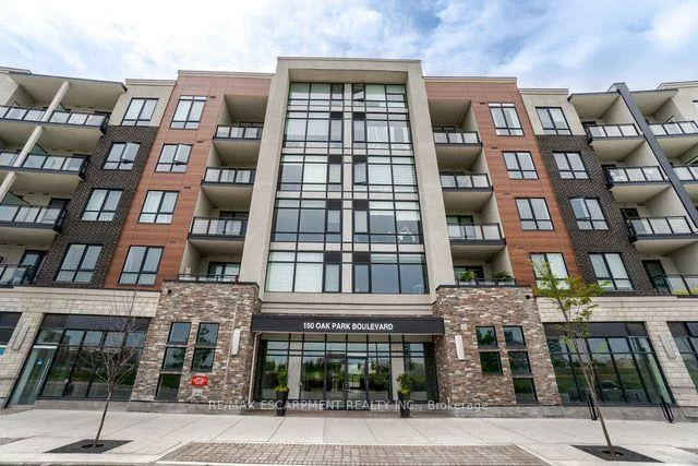 150, OAK PARK, 1015 - RO River Oaks, Oakville