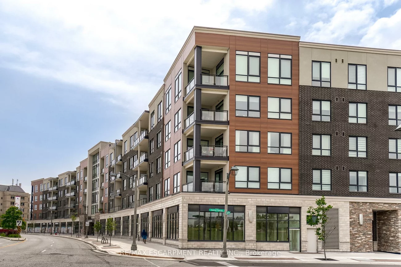 150, OAK PARK, 1015 - RO River Oaks, Oakville