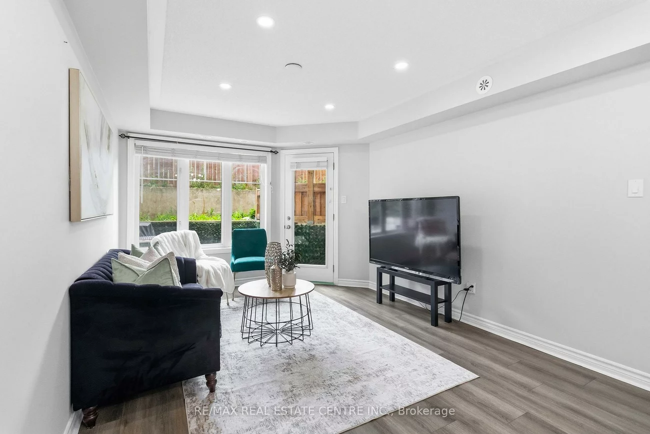 2420, Baronwood, 1019 - WM Westmount, Oakville