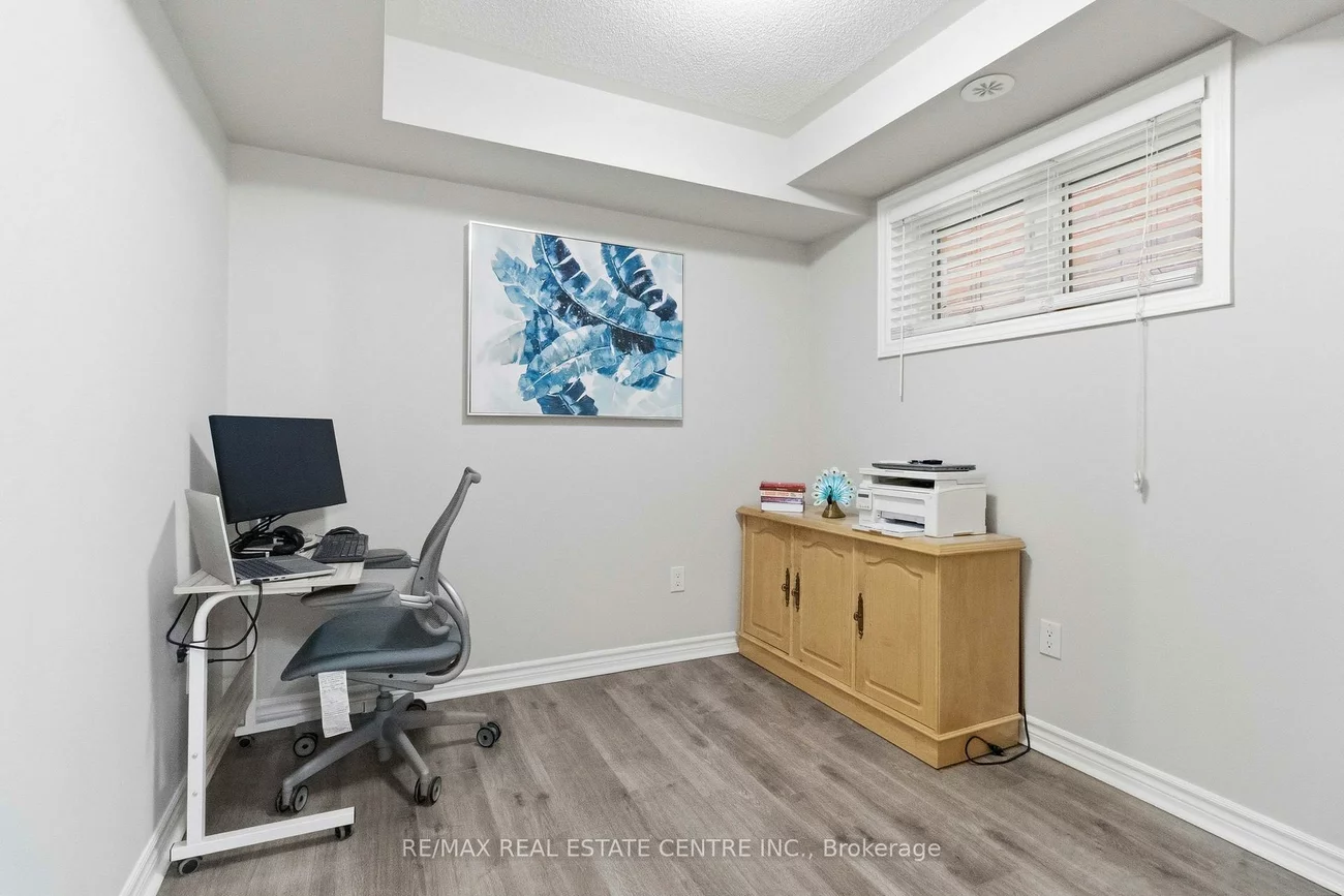 2420, Baronwood, 1019 - WM Westmount, Oakville