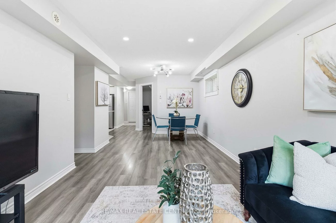 2420, Baronwood, 1019 - WM Westmount, Oakville