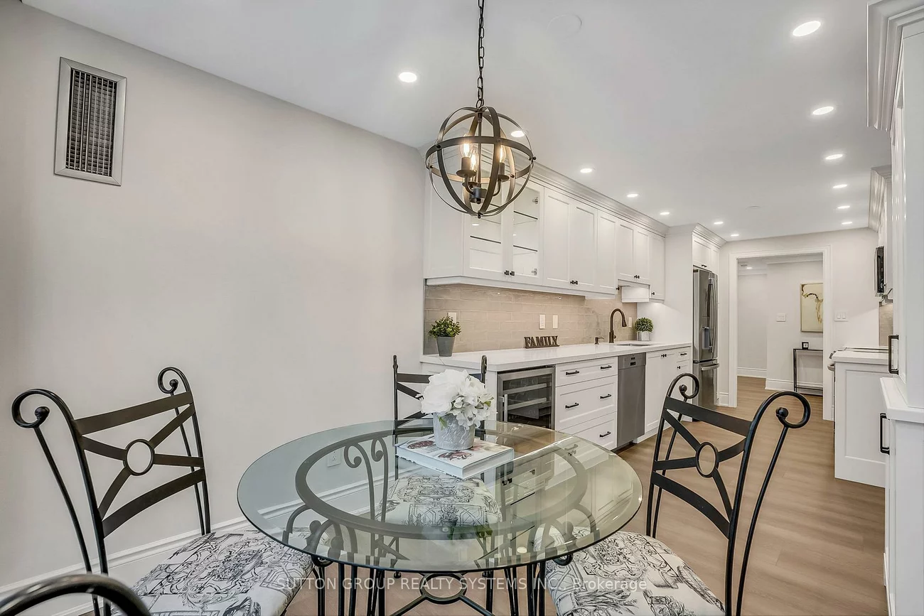 2180, Marine, 1001 - BR Bronte, Oakville
