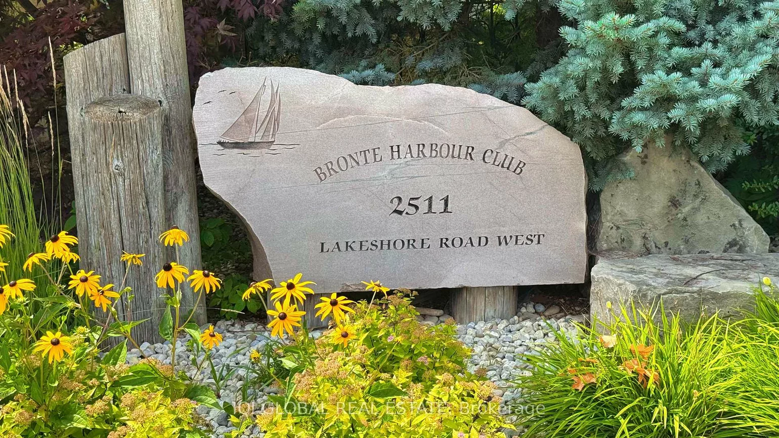 2511, Lakeshore, 1001 - BR Bronte, Oakville