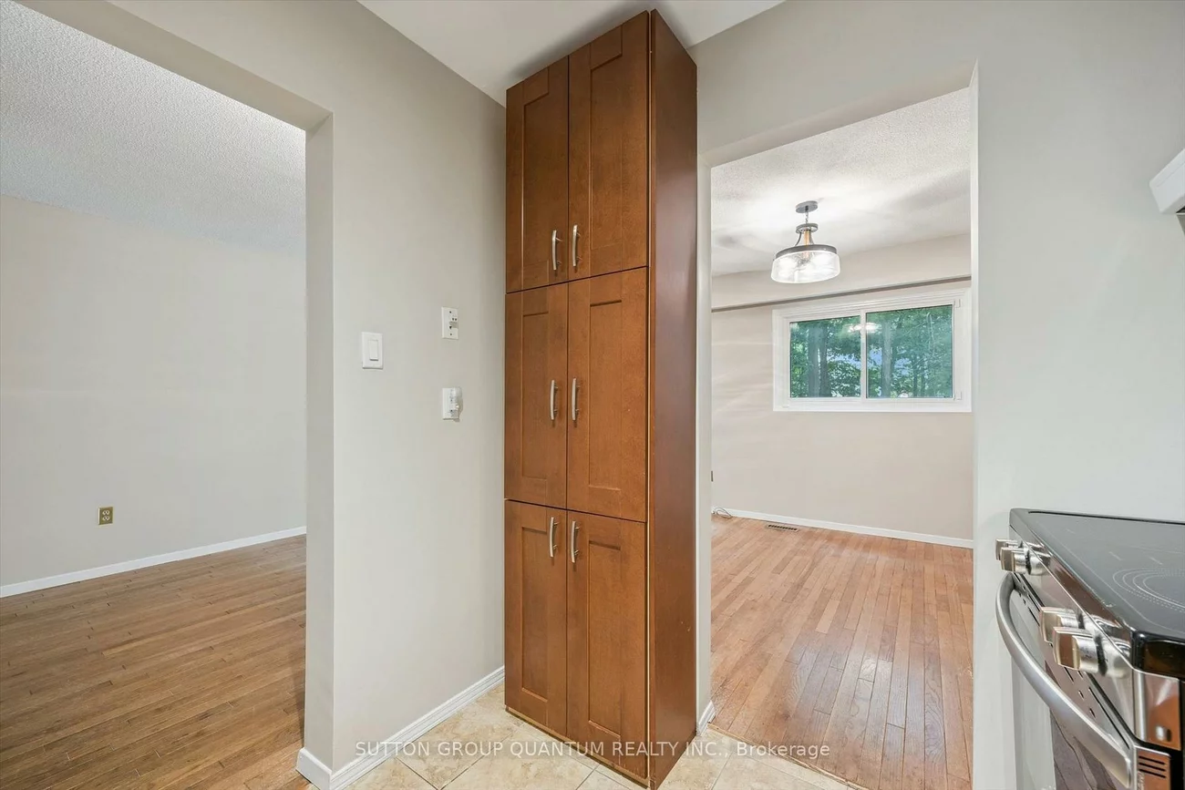 1558, Lancaster, 1005 - FA Falgarwood, Oakville