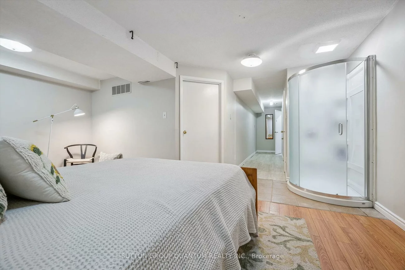 1558, Lancaster, 1005 - FA Falgarwood, Oakville