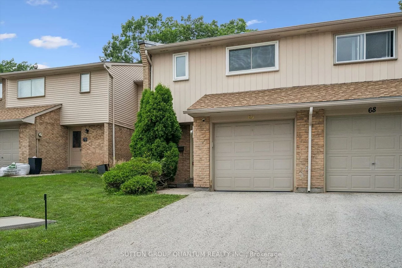 1558, Lancaster, 1005 - FA Falgarwood, Oakville