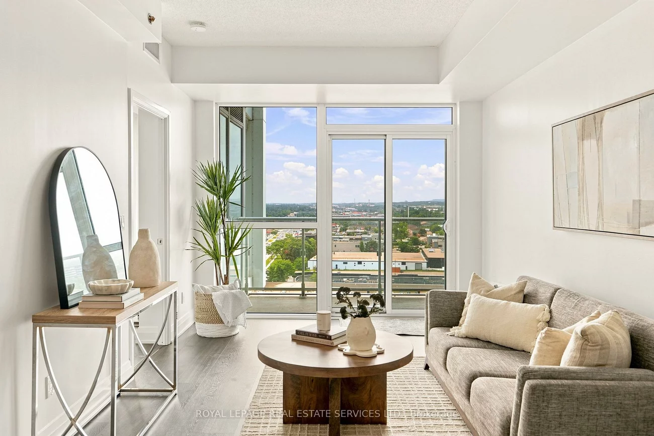 55, Speers, 1002 - CO Central, Oakville