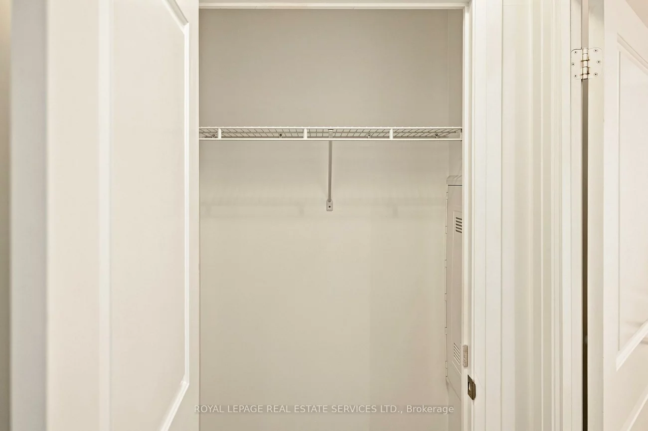 55, Speers, 1002 - CO Central, Oakville