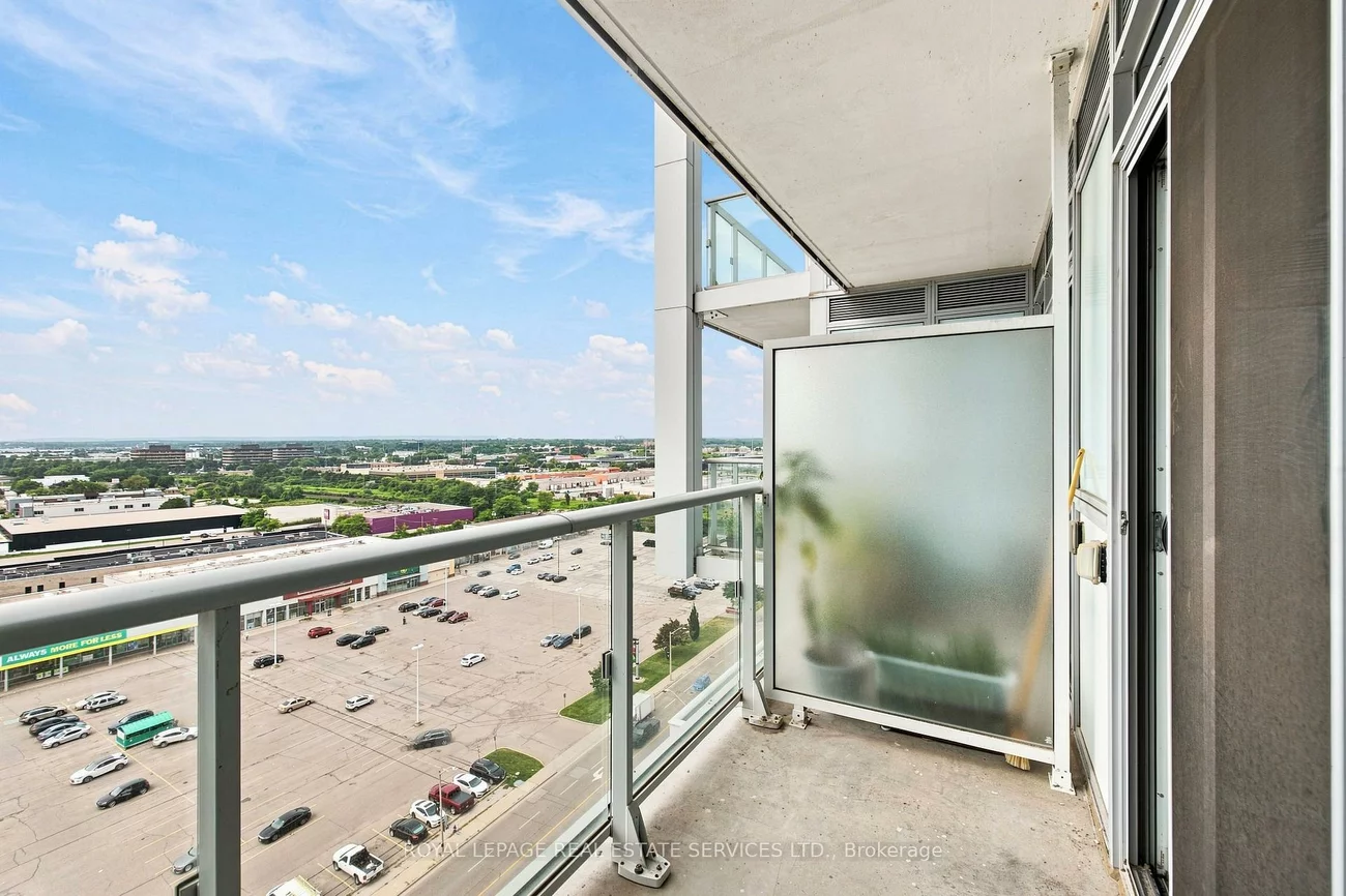 55, Speers, 1002 - CO Central, Oakville