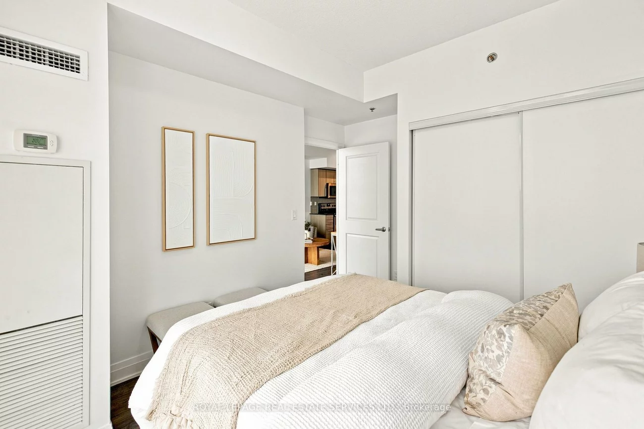 55, Speers, 1002 - CO Central, Oakville