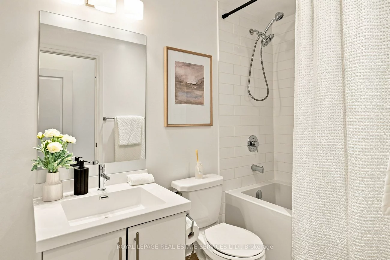 55, Speers, 1002 - CO Central, Oakville