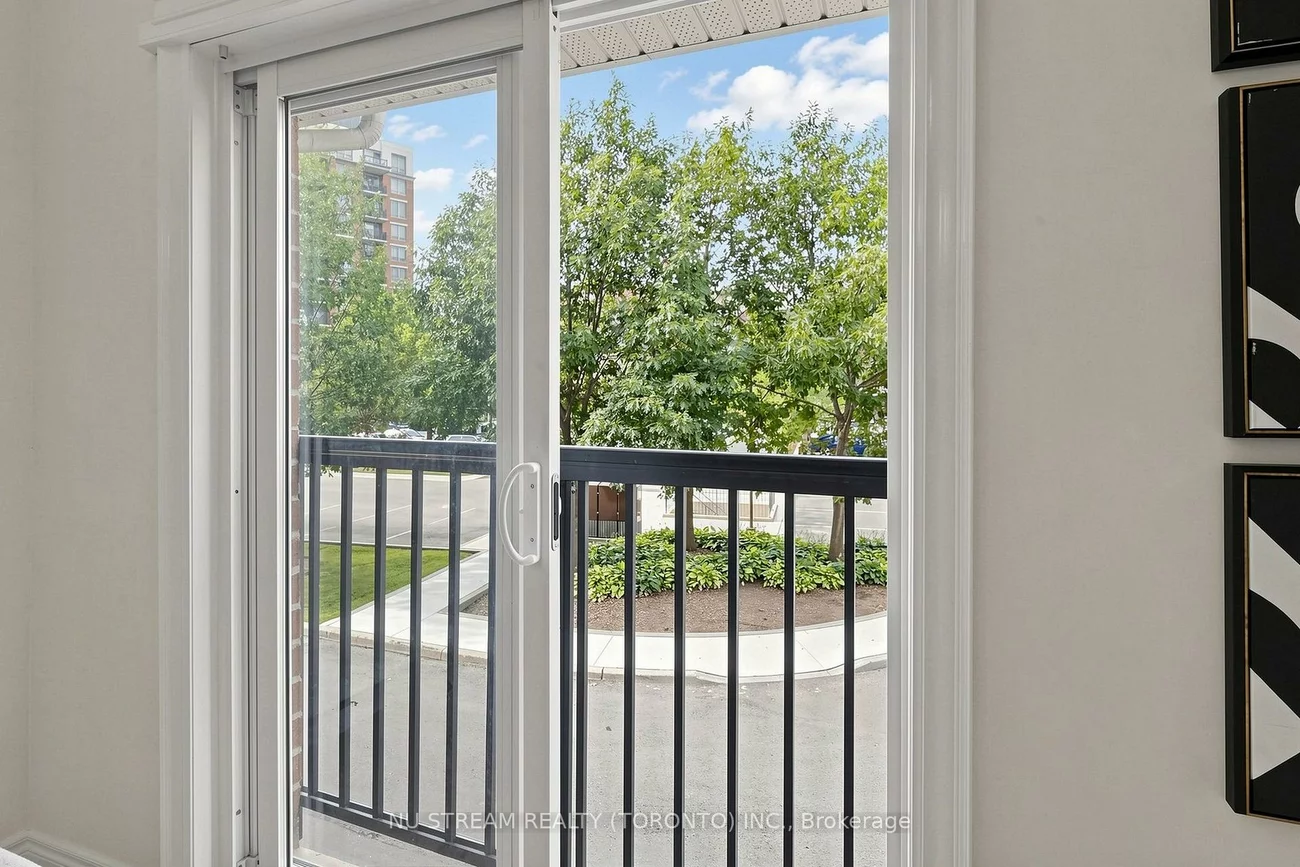 123, Georgian, 1015 - RO River Oaks, Oakville
