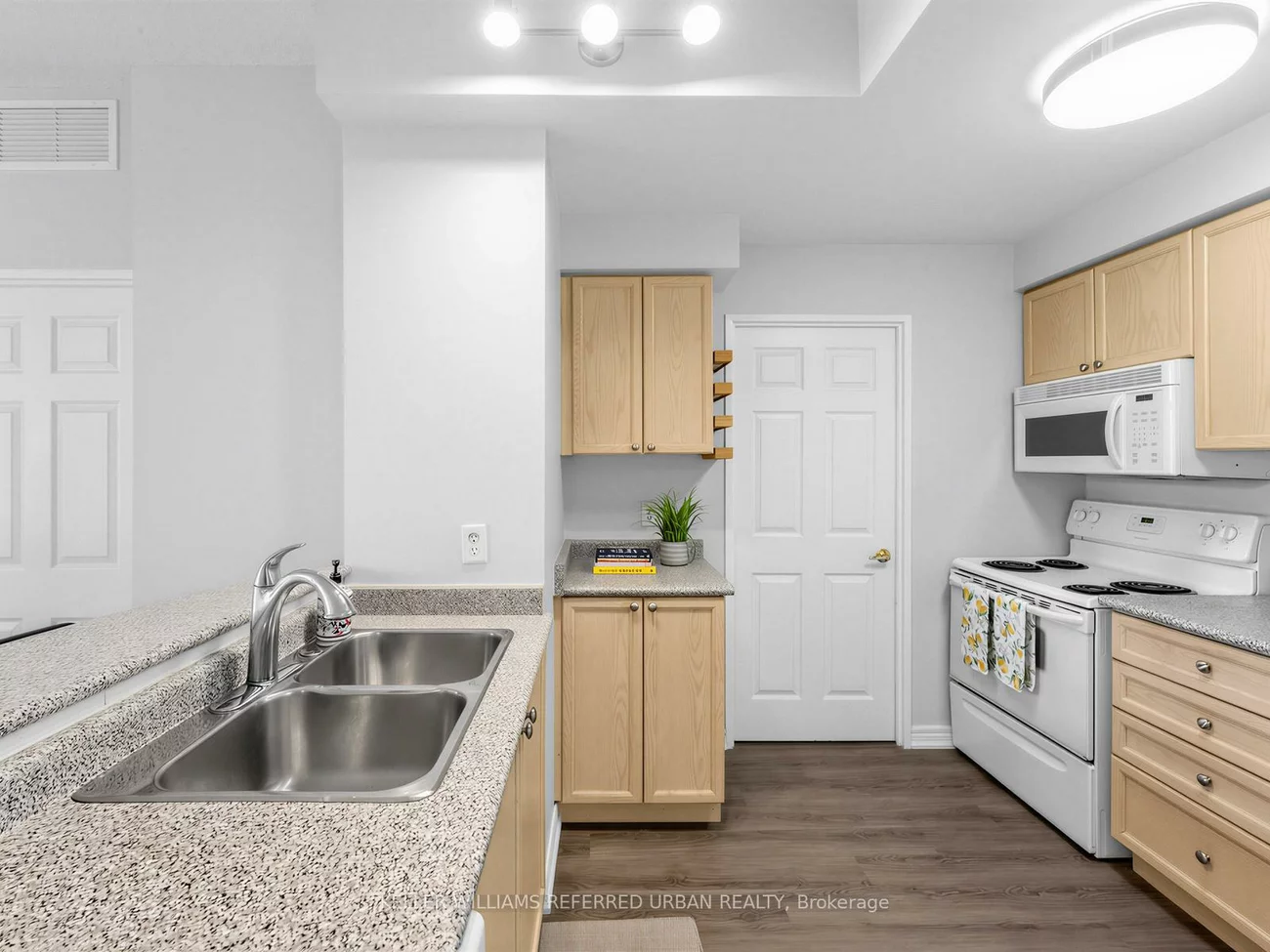 2301, Parkhaven, 1015 - RO River Oaks, Oakville