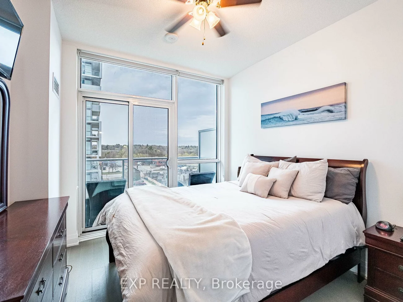 55, Speers, 1002 - CO Central, Oakville