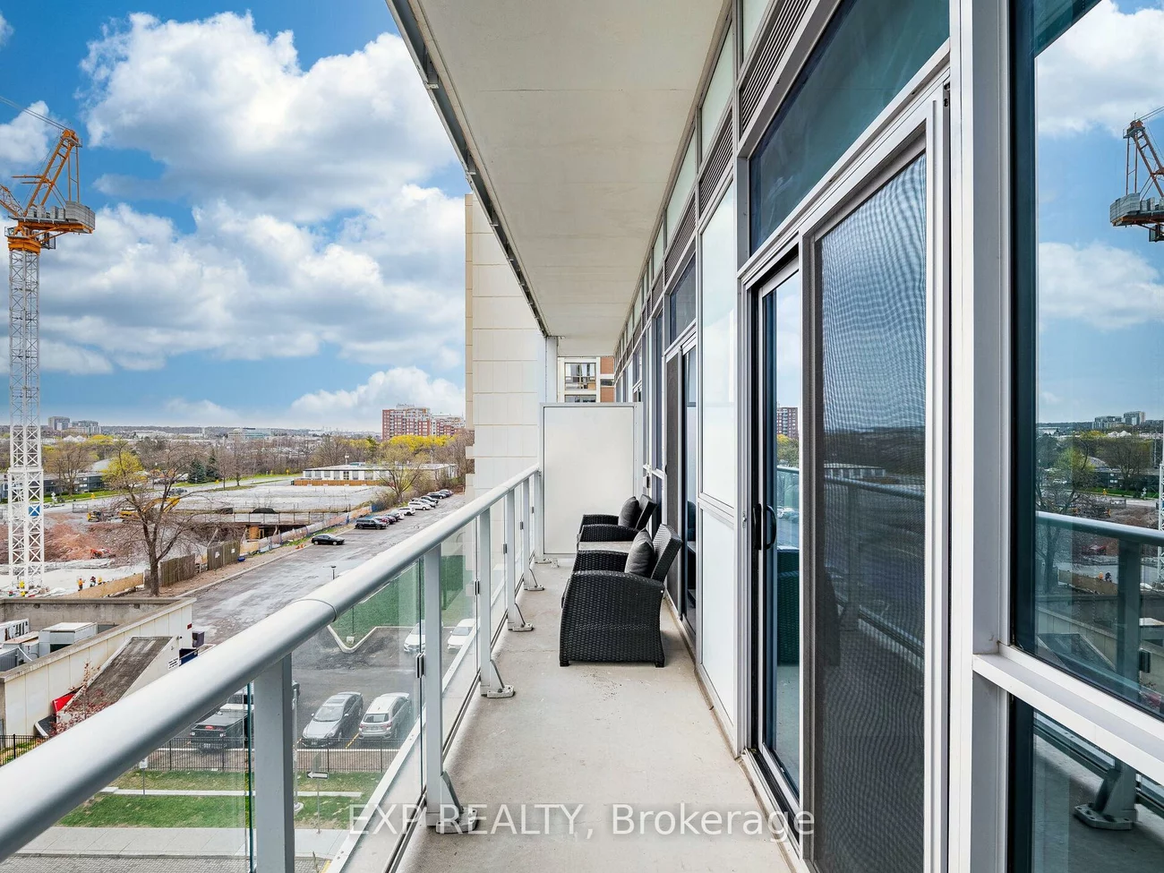 55, Speers, 1002 - CO Central, Oakville