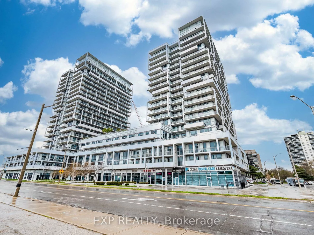 55, Speers, 1002 - CO Central, Oakville